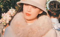 巨大的奶头被老头玩弄